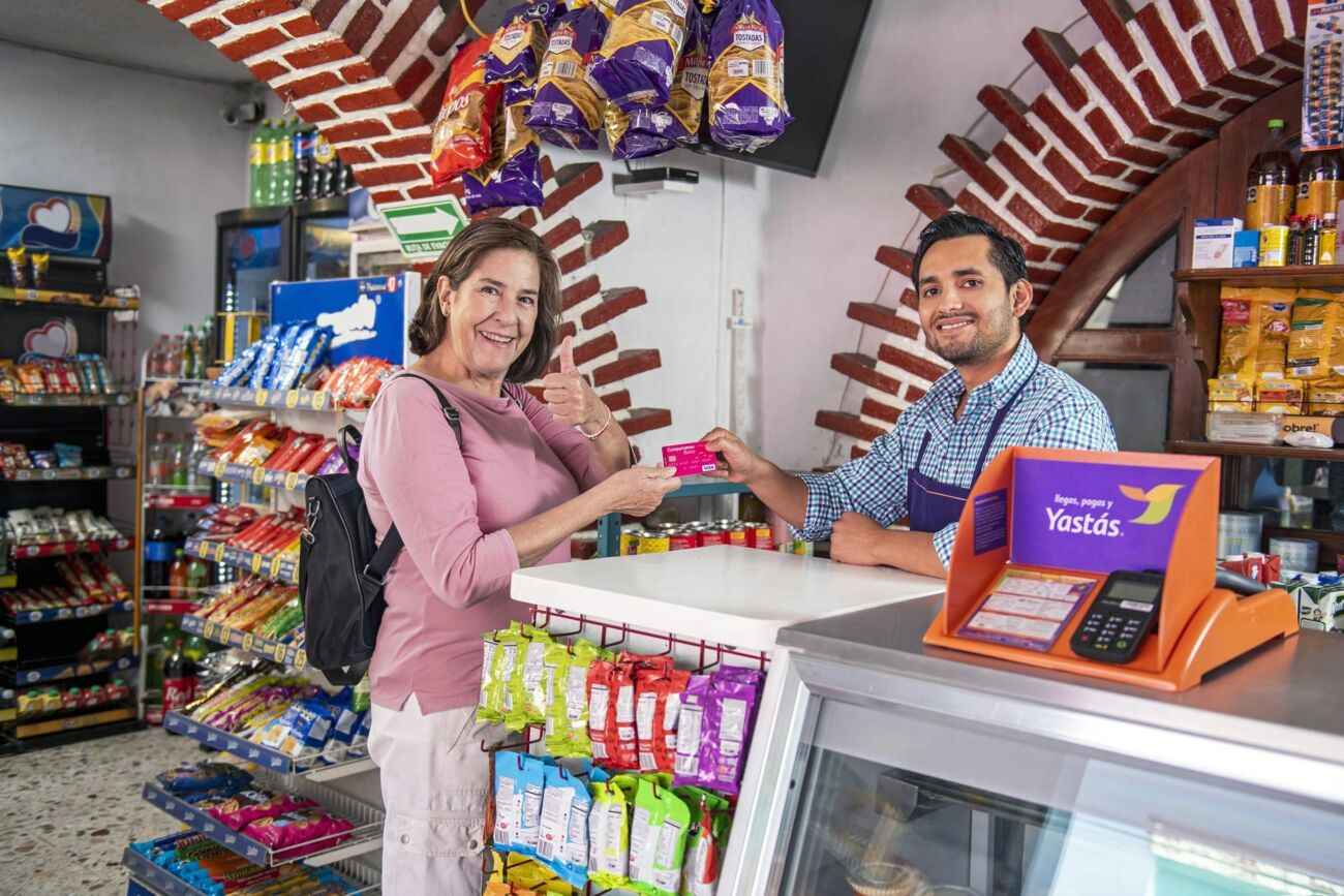 Cómo Retirar O Depositar Efectivo En Yastás